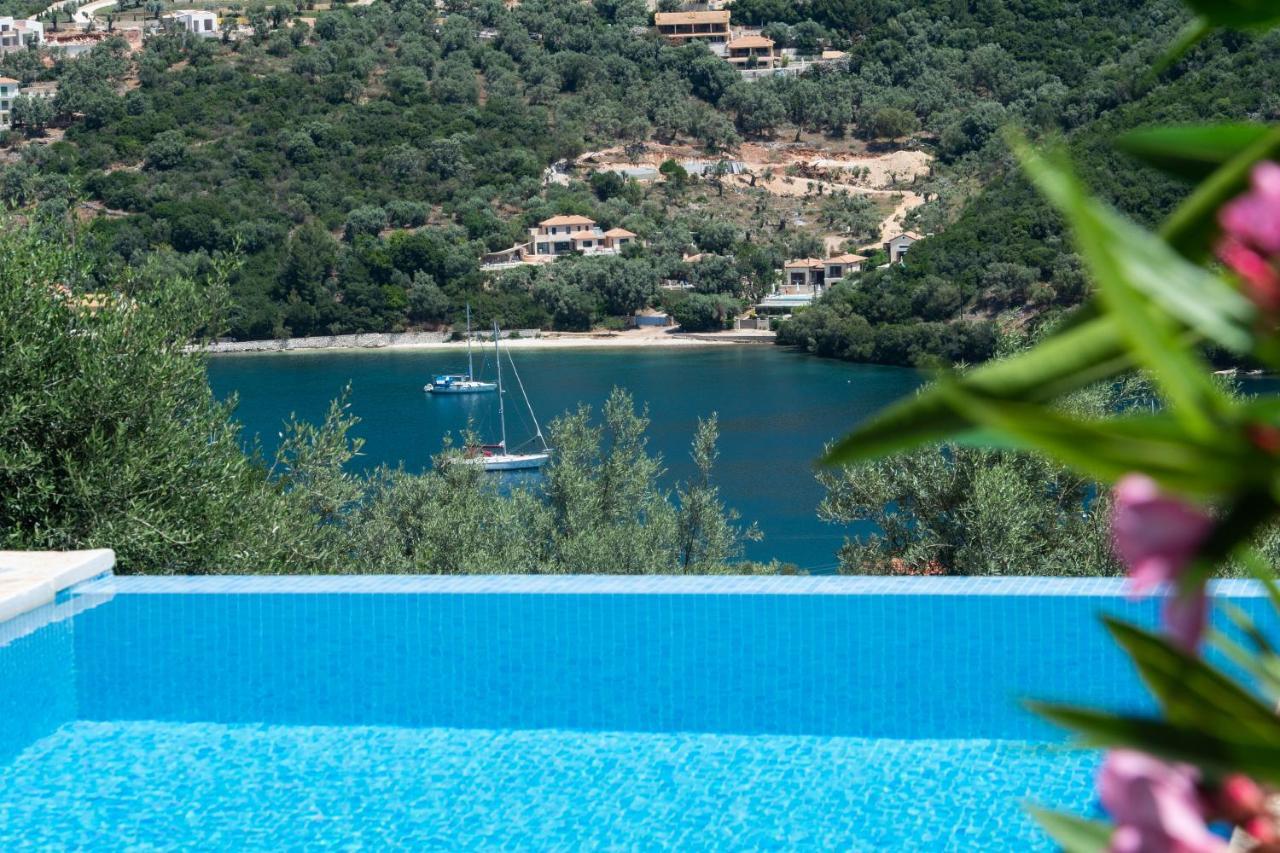 Villas Amantea- Four Villas With Big Pool And Infinity Pool Sivota  Bagian luar foto