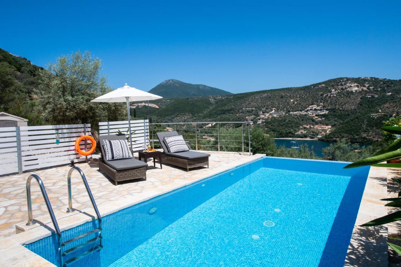 Villas Amantea- Four Villas With Big Pool And Infinity Pool Sivota  Bagian luar foto