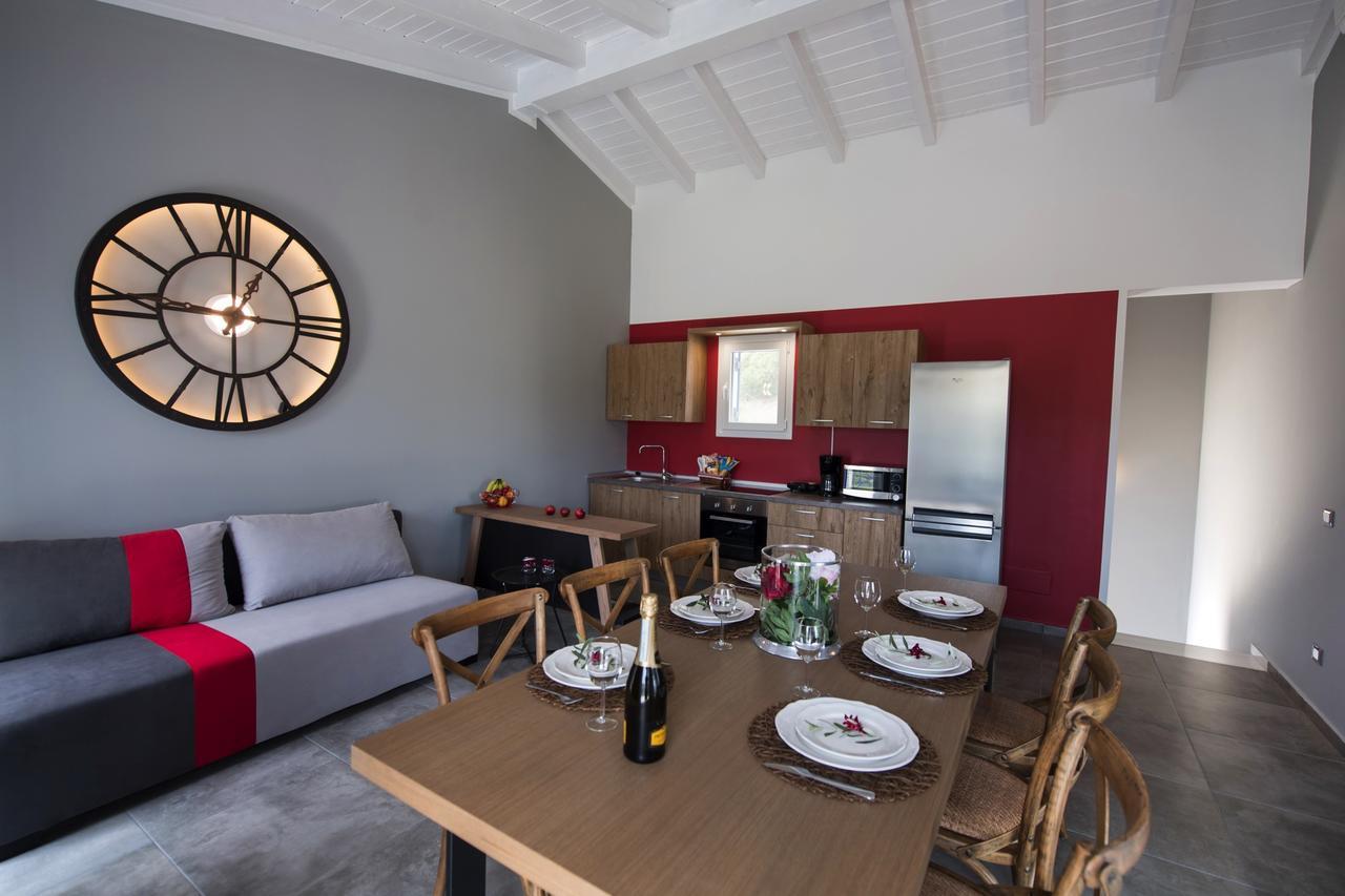 Villas Amantea- Four Villas With Big Pool And Infinity Pool Sivota  Bagian luar foto